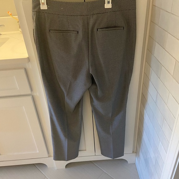 Ann Taylor pants size 10 - Picture 3 of 3